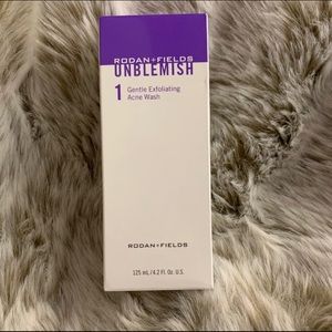 Rodan+Fields Unblemish face wash